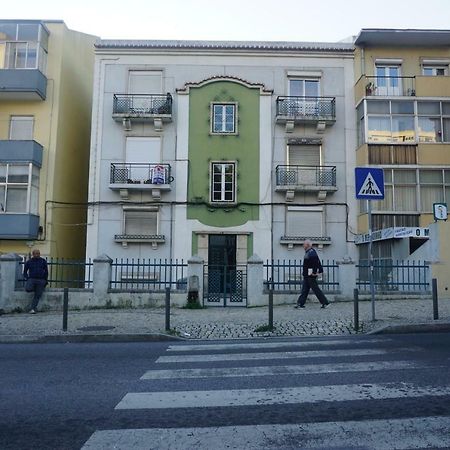 Room In Queluz 11 Minutes From Lisbon エクステリア 写真